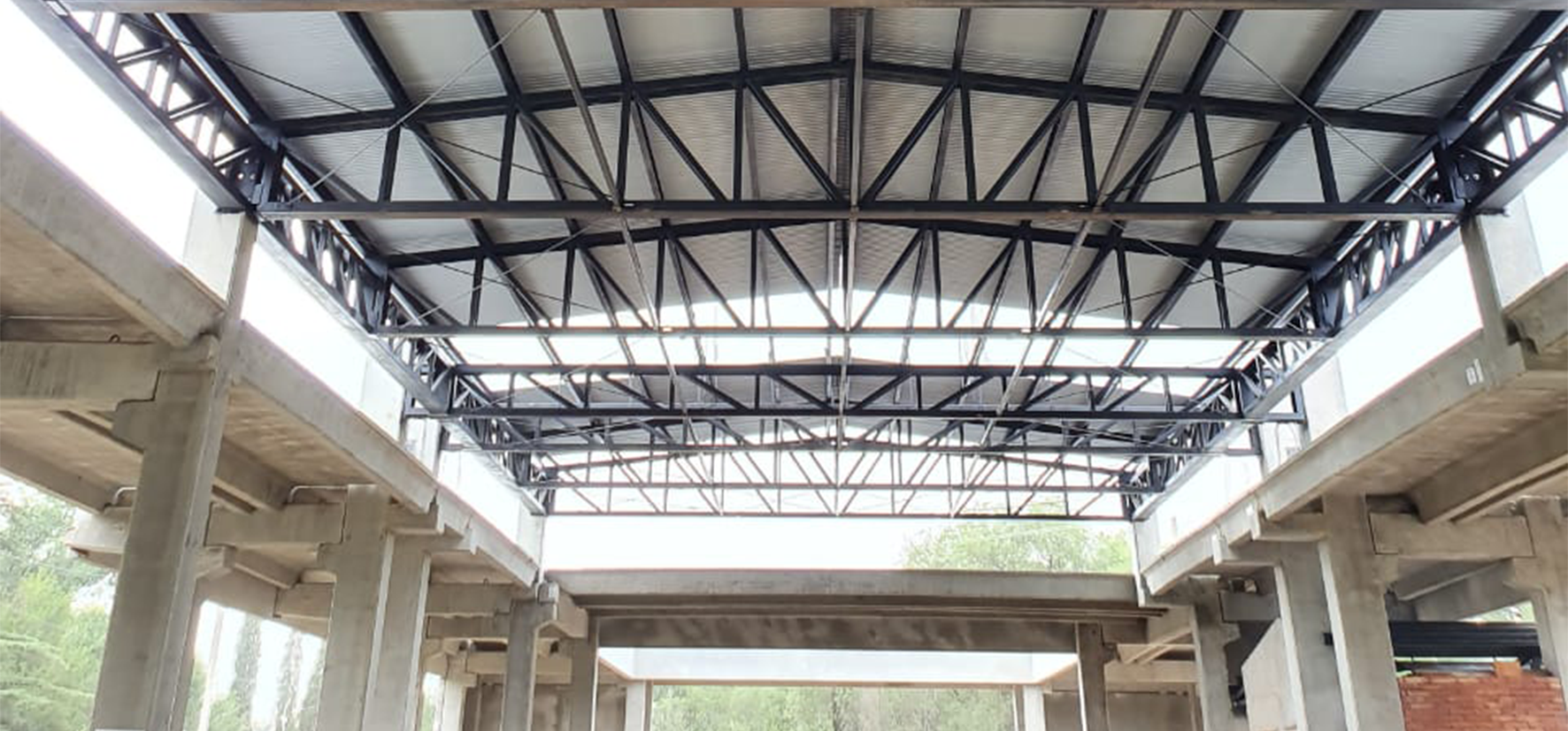 En este momento estás viendo Se sigue avanzando en la construcción de la nueva Escuela Secundaria de Villa Strada