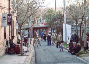 Lee más sobre el artículo Llegó a Santa Rosa de Calamuchita la muestra Tiempo Emergente del pintor Mario Martínez