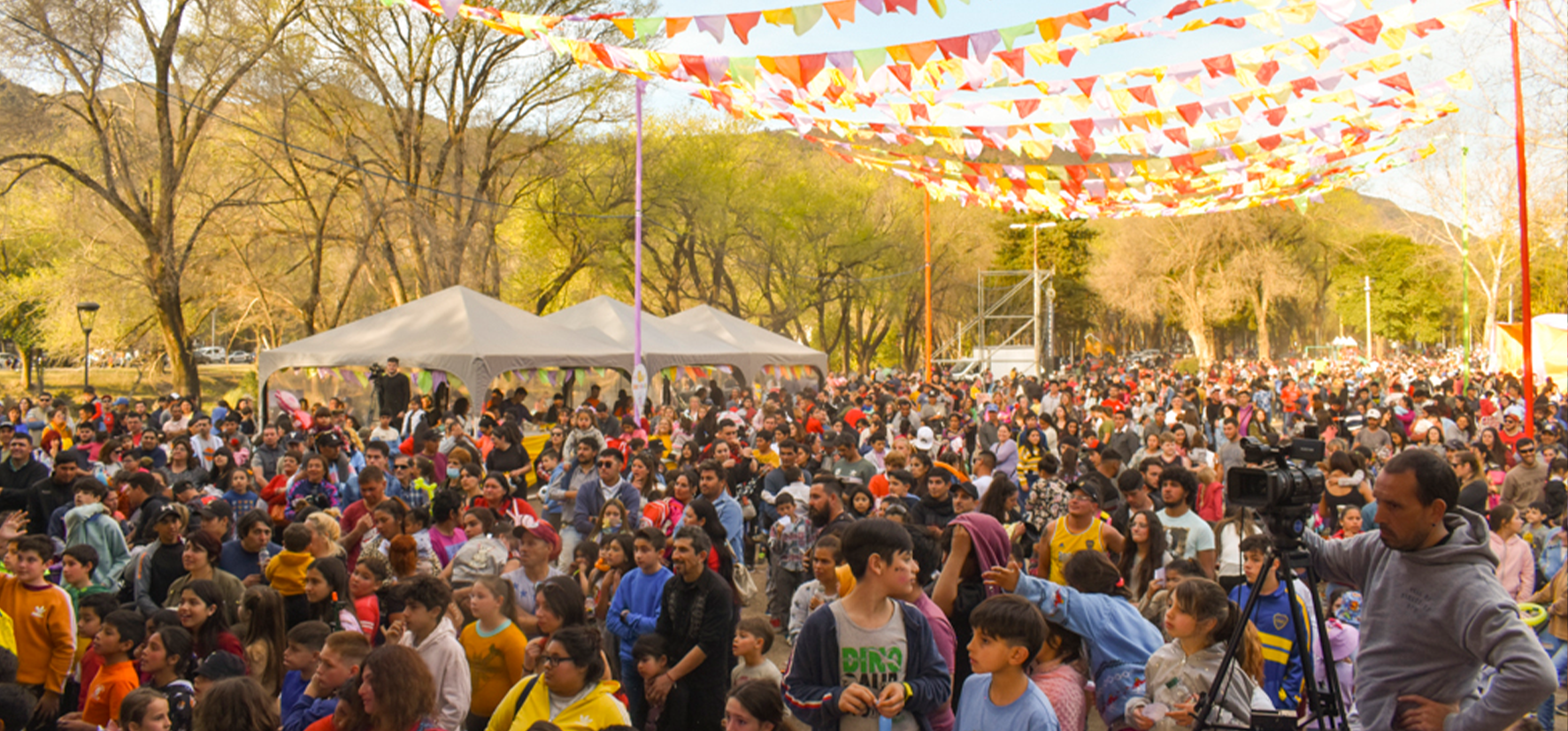 En este momento estás viendo Una multitud en la Fiesta de la Niñez de Santa Rosa de Calamuchita